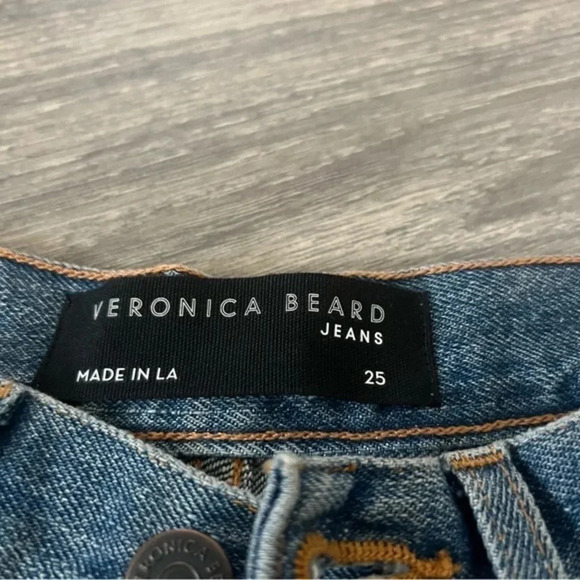 VERONICA BEARD
Blake faded high-rise straight-leg jeans NWT - Picture 6 of 9